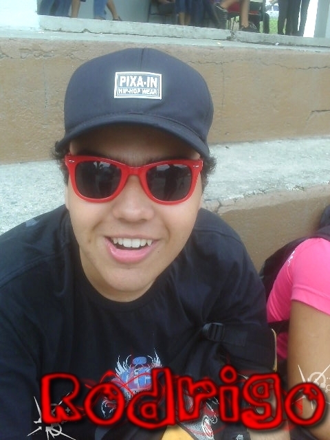 Rodrigo add no msn pra gente c flar melhor rodrigo.nvc@hotmail.com ;)