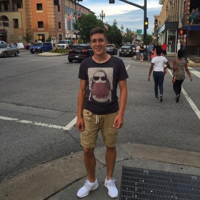 PravicsD's profile picture. 17