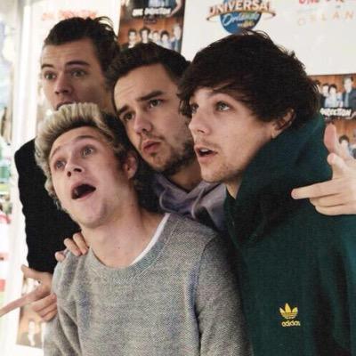they are my light when everything else is dark || OTRA 9|1|15 https://t.co/cJ577rxfgu