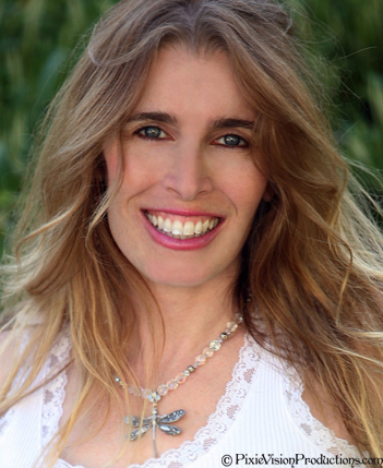 lorimendenhall's profile picture. 