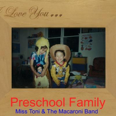 TheMoPaW's profile picture. [The Mother of Paige and Wyatt :)] 💯% humanist.❤️Preschool & performing. Find me on Instagram: miss_toni_sings Visit my website:https://t.co/6eUmMgtDmr👋🏼