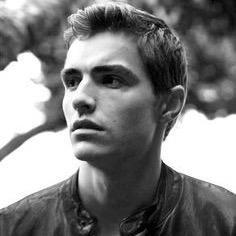 Dave_TW_RPG's profile picture. Demon | Frère de John | Oncle de James | Futur Roi | I was in the darkness so darkness I became