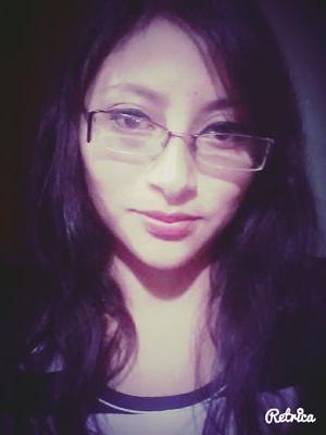 luckyvela's profile picture. Los mejores recuerdos son aquellos que al pensarlos, te sacan una sonrisa.