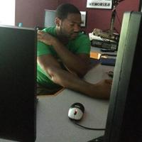Sir Laurence (@sirlau) Twitter profile photo