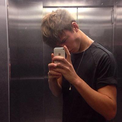 matthewhtrpg's profile picture. i wanna make you feel a rush of adrenaline and pleasure all at once.