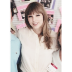 Happy. Free. Confused. Lonely. At the same time. ❤️ free follow acc if u would please follow @bakingwithtays