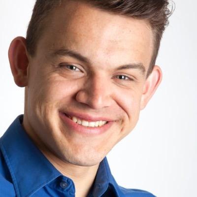 ‘Het creatieve met het commerciële samenbrengen’ is mijn motto en breng dit in de praktijk binnen mijn bedrijf Valo Media als videomaker en online marketeer.
