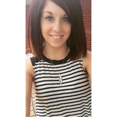 AshleyyStClair's profile picture. 