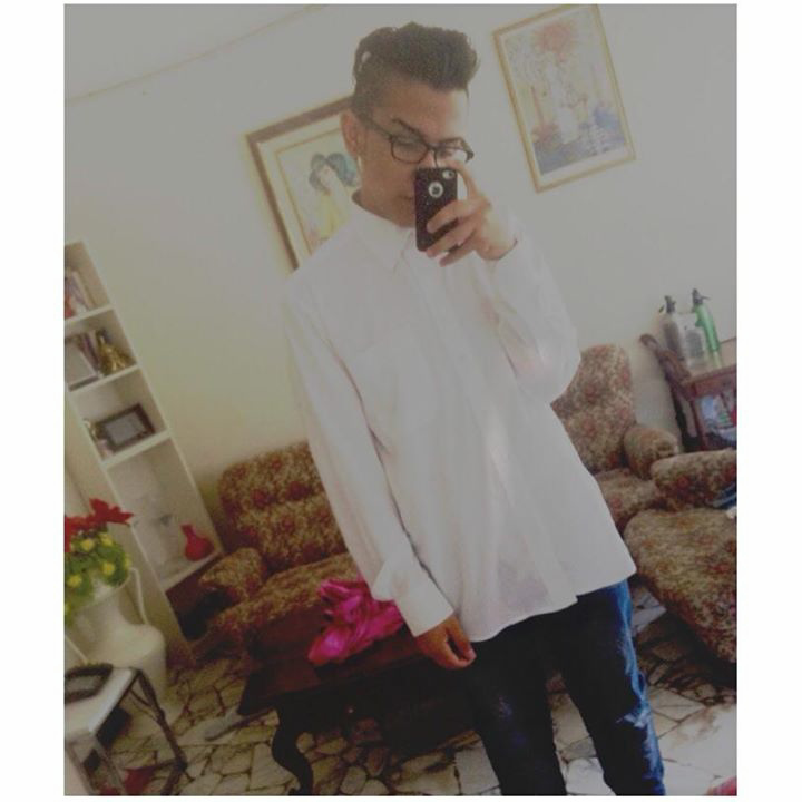 richard79823801's profile picture. 