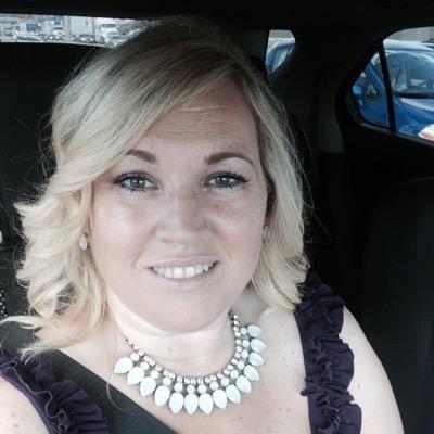 PurpleshoegirlE's profile picture. 