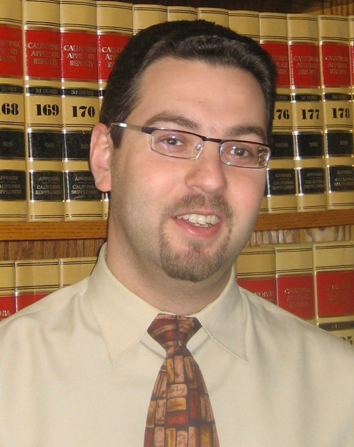 Family Law attorney, handling all aspects of family law including divorce, child and spousal support and custody disputes.