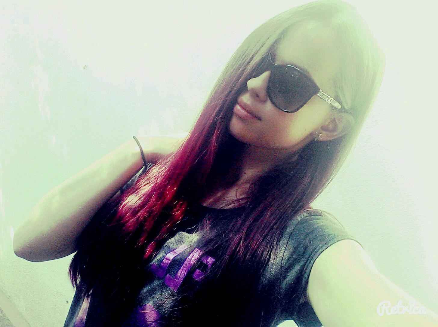 Hi guys!!! :3Just a crazy,wierd girl here!Animal lover and a very good friend.