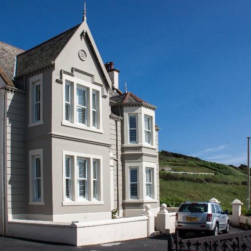 Southcliffhouse's profile picture. Luxury self catering guest house on the west coast of scotland. sleep groups up to 10. old/modern mix of style. perfect for all vacations & occasions.