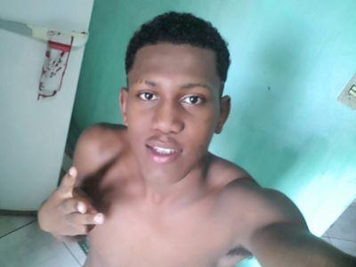 vooc smp sera forte se respeitar a dignidade de DEUS, e smp sera digno de respeito se respeitar a dignidade dos outros.