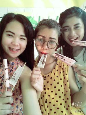 rinifitriani207's profile picture. 