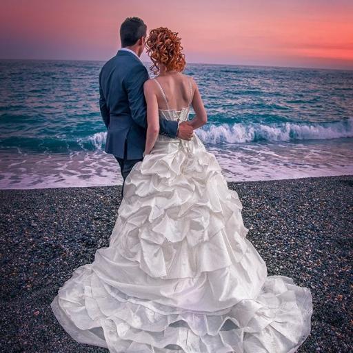 We organize your wedding,, your vows renewal, or other event, that can take place in Rethymno, the beautiful and traditional city in the center of Crete.