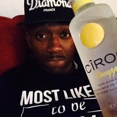 OneFunnyNigga's profile picture. 