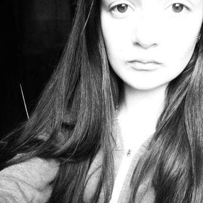 Love music, food and lions and i'm a bit weird.... thats about it