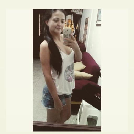 Soy Muy Agradable, Cariñosa,
Alegre Y Sencilla Sigo A Los
Que Me Siguen...♥ ♥ ------- ♥ ---------- ☻