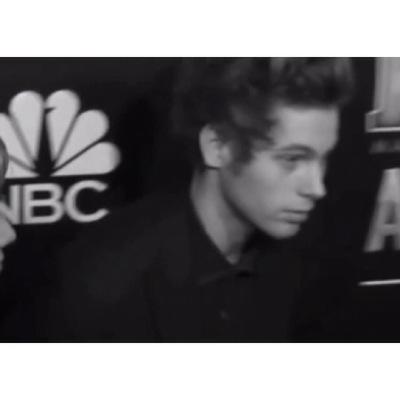 lukerpgmdc's profile picture. j'aime le son de ta voix quand tu fermes ta putain de gueule.