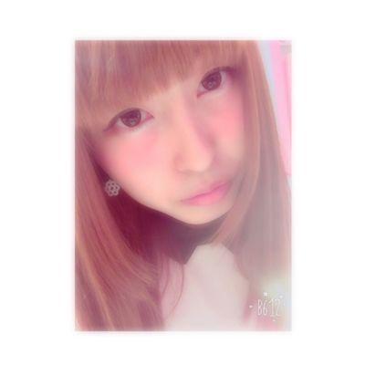 フレンドリーでマイペース。お洒落が大好きな16歳。         小顔になりたい。 ♡DANCE LOVE/Jazz Hiphop♡
                                       気軽にフォローして(^_-)