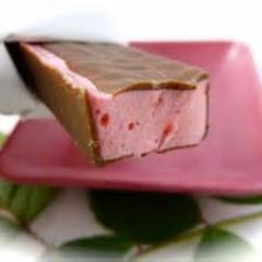 CharlChu's profile picture. #FOLLOW me.  I am a #Cat that eats #candy .  C@ on #Twitter 😸🐱🐾😻😽