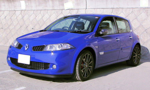 takecrow's profile picture. 広告代理店で、コピーを書いたり、ギターを弾いたり、サックスを吹いたり、舞台に立ったりしています。