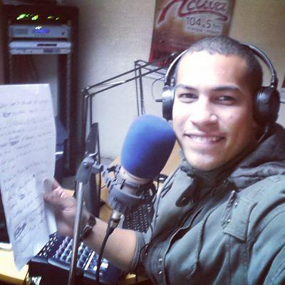 Programa de radio transmitido de lunes a viernes de 5 a 7pm por @activa1045fm. Ahora con @EduardoJSuarez