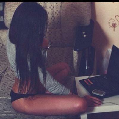 JennavilaAvila's profile picture. 