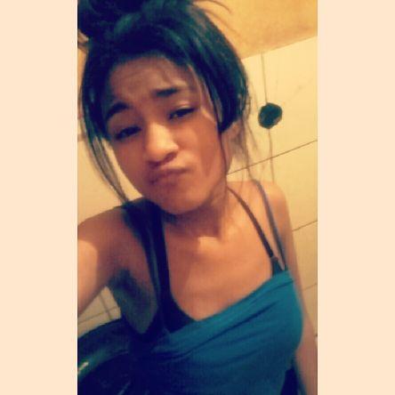 One Direction Meus tudão.
Sou Fã do Biba maconheiro.
snap:Hemillyn Silva
