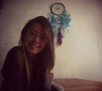 dmilenagp's profile picture. Apasiona por DIOS, Estudiante de Mercado y Publicidad, Colombiana y Amante de Bogotá, el dibujo y la buena música.