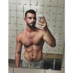 tweety112200's profile picture. 