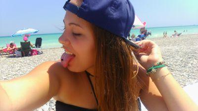 Evagarciaarnas's profile picture. Si luchas puedes perder si no luchas estas perdido.