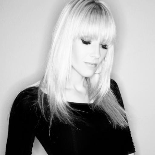 Mother of 3 CEO@ Evolve Healing Arts, lover of adventure,learning, laughing, and loving.