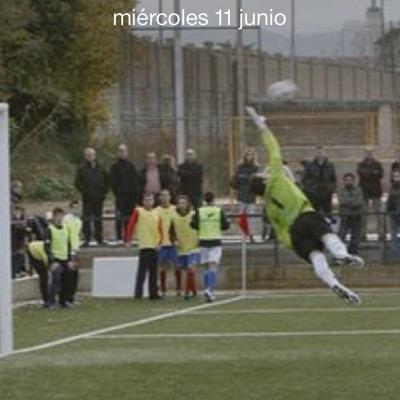 loskos13's profile picture. ➡️Jugador C.D. CORIA 🟦🟦 

➡️Graduado Mag. Primaria en E.F. 👨‍🏫 

➡️Entrenador Nacional ⚽