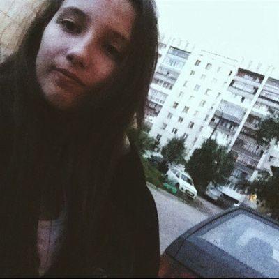 vlada171330's profile picture. 