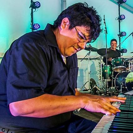 Musings from a experienced piano/keyboard player of 35+ years.