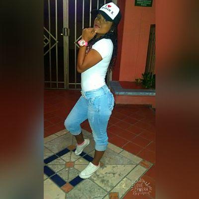 Tu Mi Mayor Bendicion  
Mas Grande Que Yo La Tierra Y La Estoy Pisando