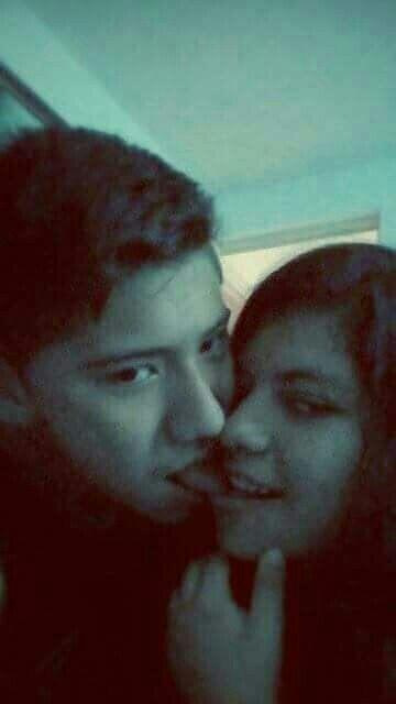 estoy ocupado en la tienda o con mi novia jaja