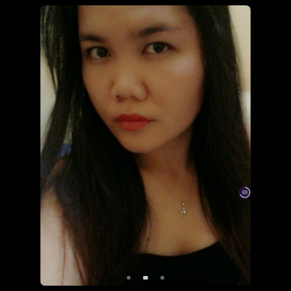I'm comfort with my Life, I love my self, I love my Family and peoples around Me :-)