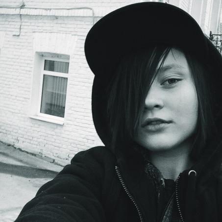 DewMithril's profile picture. #followback.