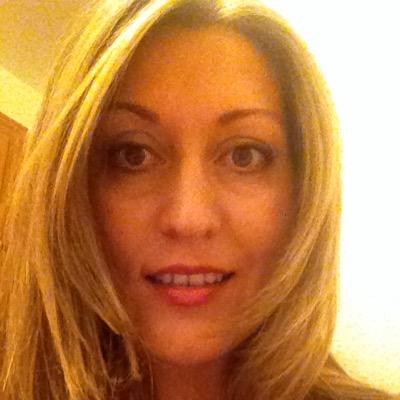 monicamzmaria's profile picture. 