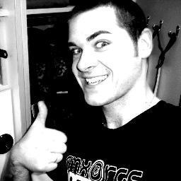 Let's Player und Youtuber mit Herz bei der Sache :) Ich bin authentisch und spiele Spiele, die mir Spaß machen und hoffe,dass auch genau das bei euch ankommt :)