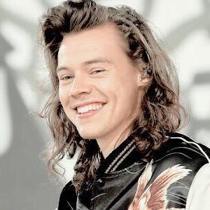 LeahCliffxrd's profile picture. We Are The Kings And The Queens Of The New Broken Scene