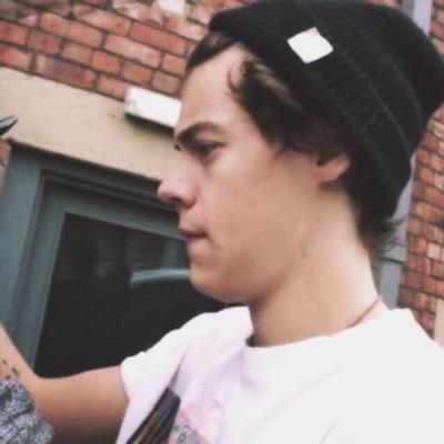 follow @dropoutmalik !!!!!,,,