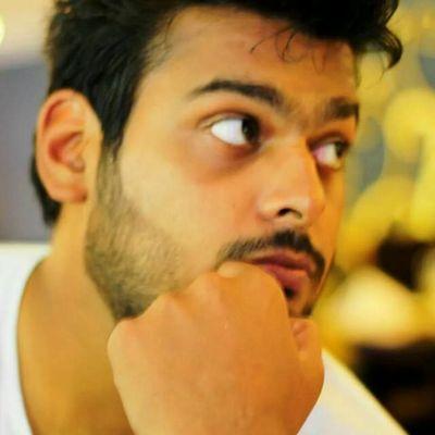 akshansh_0408's profile picture. freelance photographer
explorer
http://t.co/x8sfAxVuMK graduate
foody
moody