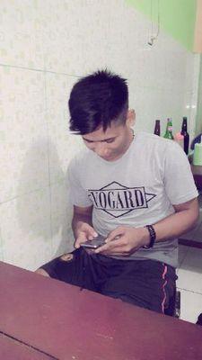 AlloIlham's profile picture. 