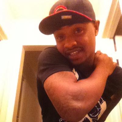 Everytime I come on twitter. . . YOU ON TWITTER!. . . Hoggin up alllllllllll the tweets! I LIKE TWEETS TOO!!! But Follow Me Doe!!!!!!!!!
