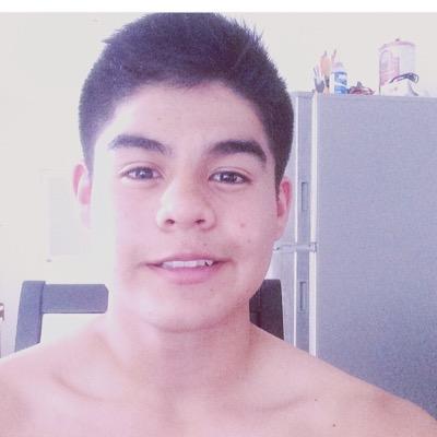 tupadre1703's profile picture. FOTBAL AMERICANO  #PETROLEROS #REDNATION #18