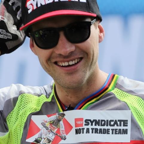 notatradeteam's profile picture. Tweeting Youtube's transcriptions of THE SYNDICATE every three hours.
